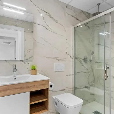 Sunrise De'luxe 105 Apartment